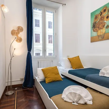 Lux Termini شقة روما